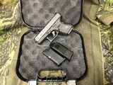 GLOCK 27 GEN 4 40 S&W Night Sights 3 Mags Police Trade In - 1 of 12