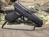 GLOCK  21 GEN  4 45 ACP 3 MAGS BACKSTRAPS NIGHT SIGHTS POLICE TRADE IN - 3 of 12