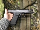 Glock 22 Gen 4 40 S&W Night Sights 3 Mags Police Trade In - 11 of 12