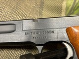 SMITH WESSON 422 .22 LR - 5 of 13