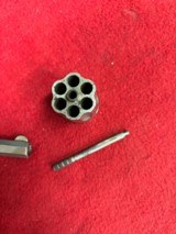 H & R The American Double Action Revolver32 SW2.5" - 11 of 11