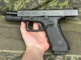 NICE Glock 17 Gen 4 9mm LE Trade In Nite Sights, 3 Mags - 10 of 12
