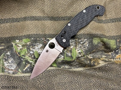 NICE  Spyderco Manix C95GP2 Knife - Image 4 of 18