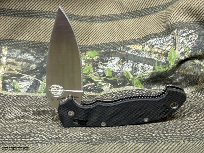 NICE  Spyderco Manix C95GP2 Knife - Image 3 of 18