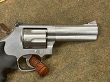 Smith Wesson 686 Plus .357 Mag 4