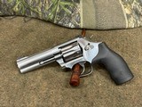 Smith & Wesson 617-6 - 2 of 17