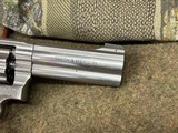 Smith & Wesson 617-6 - 9 of 17