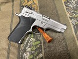 NICE
Smith Wesson 4006 40 SW - 3 of 6