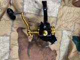 Vintage Penn U.S.A 704Z Spinfisher Spinning Reel - 5 of 7