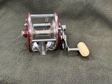 Vintage Penn Super Peer 309m Level-Wind Fishing Reel with Box - 2 of 11