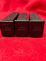 Vintage Glock .40 Cal
Pre Ban U-Notch Magazines - 3 of 4