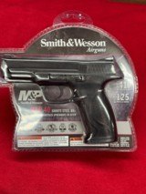 Set of 2 Smith Wesson M&P 40
Airguns
#2255050 - 2 of 8