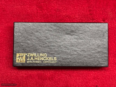 Zwillings J. A. Henckels 2 Blade Canoe Knife Walnut Grip #0731Soligen, Germany - Image 6 of 7