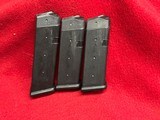 Vintage Glock .40 Cal
Pre Ban U-Notch Magazines - 2 of 6