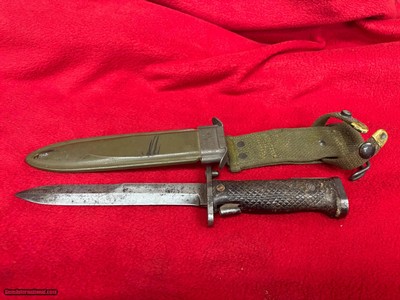 M1 CARBINE BAYONET USM5 UTICA US M8A1 SCABBARD