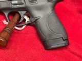 Smith Wesson M&P Shield 9mm - 4 of 14