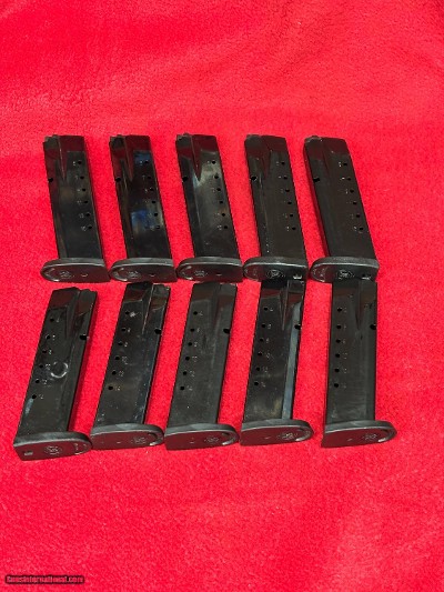 Lot of 10 Factory Smith & Wesson M&P .40/.357 15 rd Magazines 