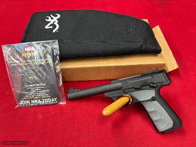 Browning Buckmark Pro Target Camper .22 LR
5.5"