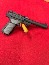 Browning Buckmark Pro Target Camper .22 LR
5.5" - 3 of 10