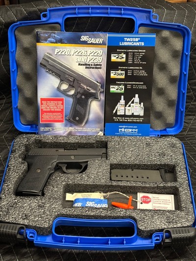 NICE Sig Sauer P239 DA0 9MM