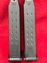 Glock 22 Gen 4 .40 SW ....NITE SIGHTS....2 MAGS - 6 of 8