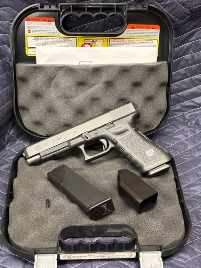 Glock 35 Gen 3 .40 SW Long Slide