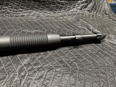 Mossberg 590 Tactical 12 Gauge - Image 12 of 23