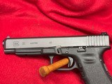NEW Glock 35 Gen 3 .40 SW Long Slide  - 3 of 15