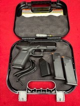 NEW Glock 19 Gen 5 9MM....3 Mags... Ameriglo... Black..CA COMPLIANT