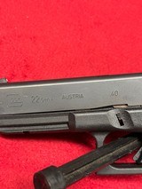 NICE Glock 22. Gen 4 .40 SW - 11 of 13