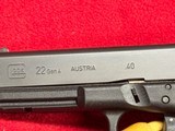 Glock 22 Gen 4  .40 SW  - 10 of 13