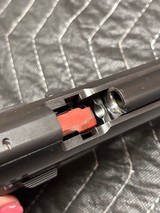 Taurus PT100 40 SW - 7 of 13