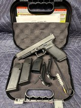 NEW Glock 41 Gen 4 45 ACP Full Size 3 Mags - 1 of 13
