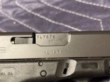NICE Glock 22 Gen 4 .40 SW  - 10 of 12