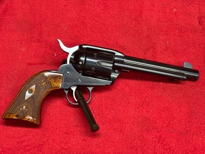 NICE Ruger New Vaquero 45 Long Colt Revolver - Image 3 of 9