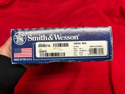 LNIB Smith Wesson 638-3 .38 Special Revolver 5 shot J Frame - Image 10 of 10