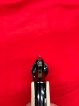 NICE Smith Wesson 10-5 .38 Special Revolver - Image 10 of 13