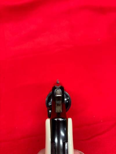 NICE Smith Wesson 10-5 .38 Special Revolver - Image 10 of 13