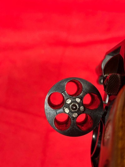 Smith Wesson 36 No Dash 38 SPL 2" Square Butt J-Frame - Image 8 of 10