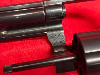 LNIB Smith and Wesson 19-5 .357 Magnum Revolver - Image 7 of 14