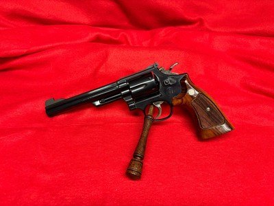LNIB Smith and Wesson 19-5 .357 Magnum Revolver - Image 2 of 14