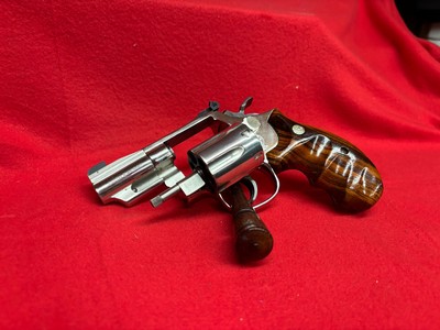 Smith Wesson 19-5 .357 Magnum Revolver2.5" Nickel - Image 3 of 10