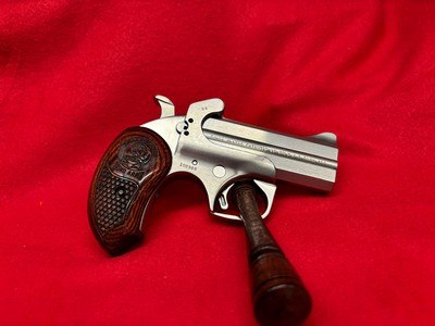 Bond Arms Snake Slayer .45 LC / .410 Gauge With Custom Leather Holster 3.5" Barrels - Image 2 of 12