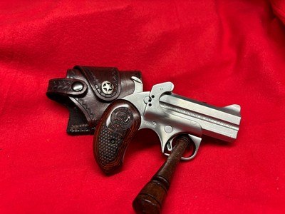 Bond Arms Snake Slayer .45 LC / .410 Gauge With Custom Leather Holster 3.5" Barrels - Image 1 of 12