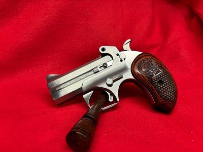Bond Arms Snake Slayer .45 LC / .410 Gauge With Custom Leather Holster 3.5" Barrels - Image 4 of 12