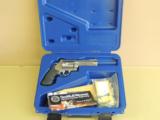 SMITH & WESSON MODEL 460 REVOLVER IN BOX (INV#7810) - 1 of 5