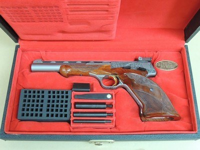 Browning Renaissance Medalist .22lr Pistol in the Case (mbllc#11027)