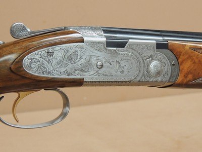 Beretta 687 EELL Extra 410 Over Under Shotgun in the Case (mbllc#11149) - Image 1 of 13