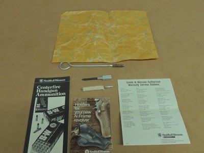 Smith & Wesson Factory Case with extras(mbllc#11185) - Image 7 of 7