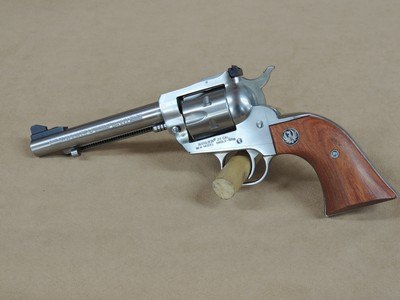 Ruger New Model Single Six Stainless 22lr/22Magnum Dual Cylinder Revolver in the Box (mbllc#11190) - Image 3 of 5